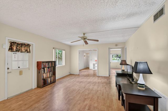 328 Pine Ridge Circle C-1, Greenacres, FL 33463