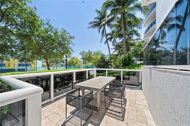 400 Alton Rd TH-1A, Miami Beach, FL 33139