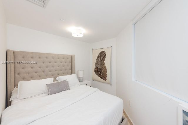 400 Alton Rd TH-1A, Miami Beach, FL 33139