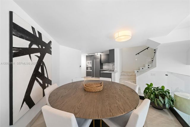 400 Alton Rd TH-1A, Miami Beach, FL 33139