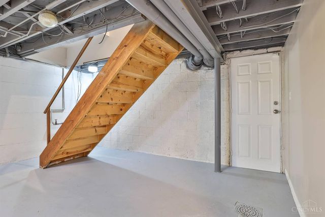 1406 Wittekind Terrace, Cincinnati, OH 45224