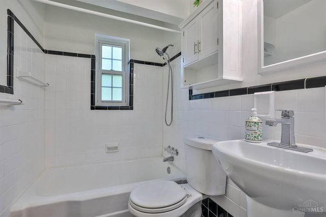 1406 Wittekind Terrace, Cincinnati, OH 45224