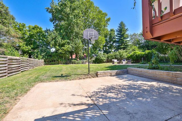 1406 Wittekind Terrace, Cincinnati, OH 45224