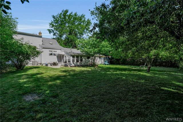 5841 Lakecrest Drive, Hamburg, NY 14085
