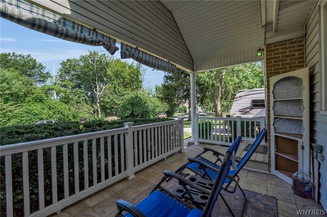 5841 Lakecrest Drive, Hamburg, NY 14085