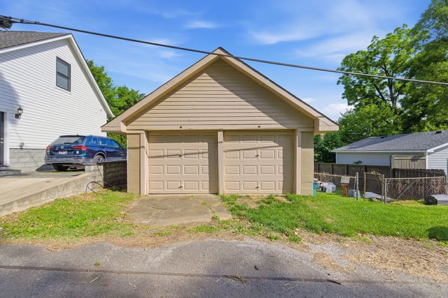 918 Boscobel St, Nashville, TN 37206