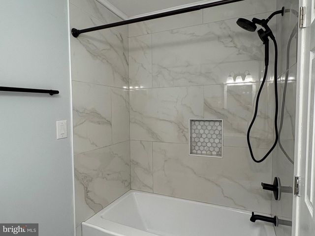 12654 VALLEYWOOD DR, Woodbridge, VA 22192