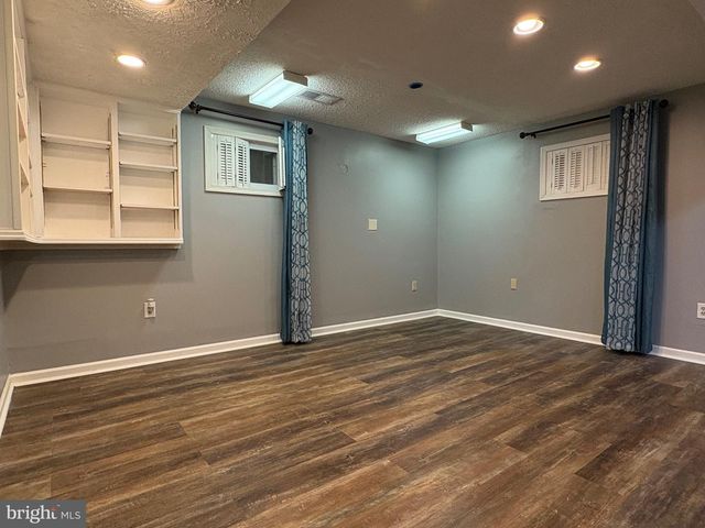 12654 VALLEYWOOD DR, Woodbridge, VA 22192