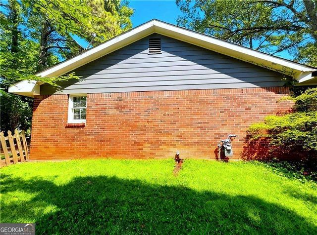 1790 Brandy Woods Trail SE, Conyers, GA 30013