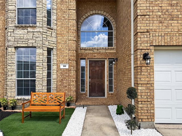 80 La Costa Drive, Montgomery, TX 77356