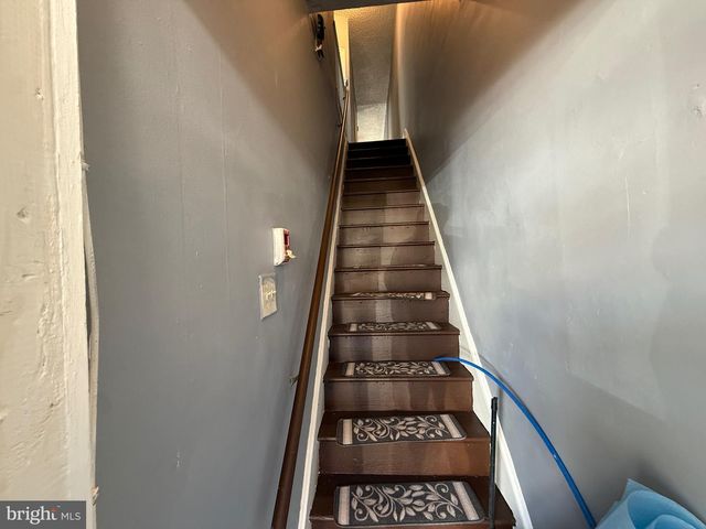 5052 WAYNE AVE, Philadelphia, PA 19144