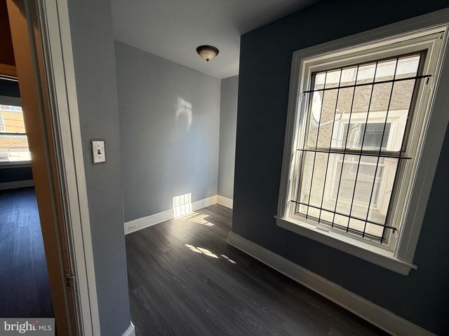 5052 WAYNE AVE, Philadelphia, PA 19144