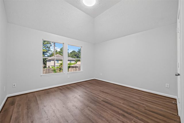 14089 Broken Arrow Drive, Willis, TX 77378