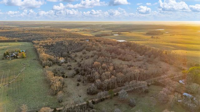 8244 County Road 8040, West Plains, MO 65775