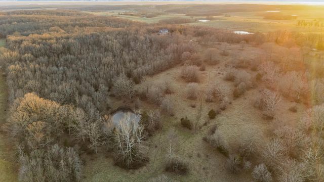 8244 County Road 8040, West Plains, MO 65775