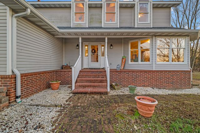 8244 County Road 8040, West Plains, MO 65775