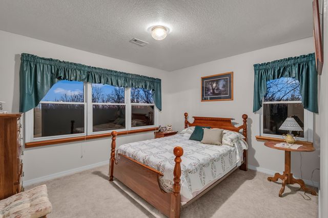 8244 County Road 8040, West Plains, MO 65775