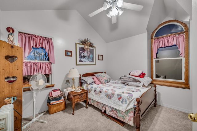 8244 County Road 8040, West Plains, MO 65775