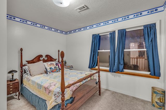 8244 County Road 8040, West Plains, MO 65775