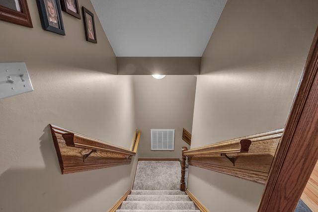 8244 County Road 8040, West Plains, MO 65775