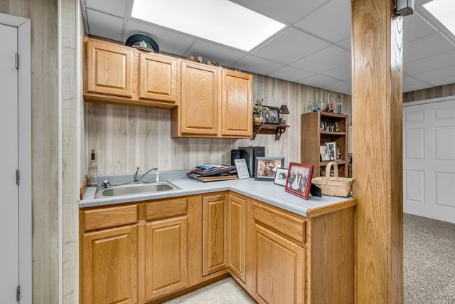 8244 County Road 8040, West Plains, MO 65775