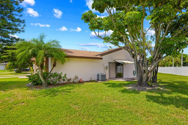 6125 Elsinore Circle, Greenacres, FL 33463