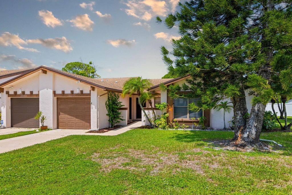 6125 Elsinore Circle, Greenacres, FL 33463