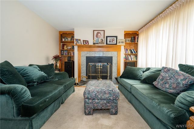 77 Patricia Drive, West Seneca, NY 14224