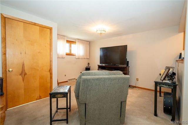 77 Patricia Drive, West Seneca, NY 14224