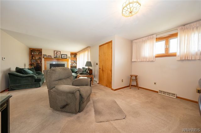 77 Patricia Drive, West Seneca, NY 14224