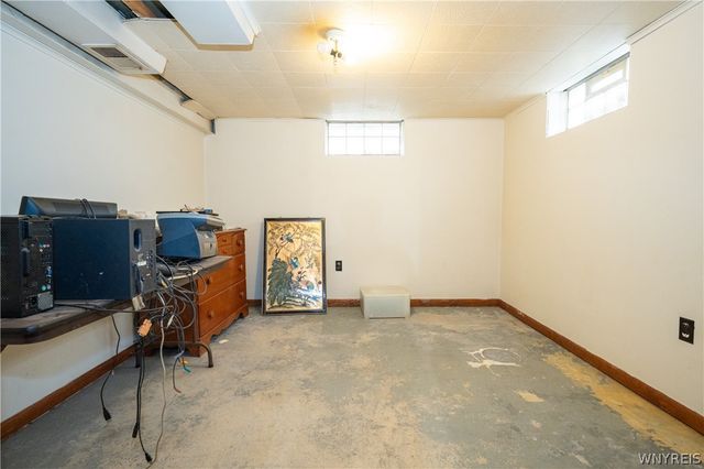 77 Patricia Drive, West Seneca, NY 14224