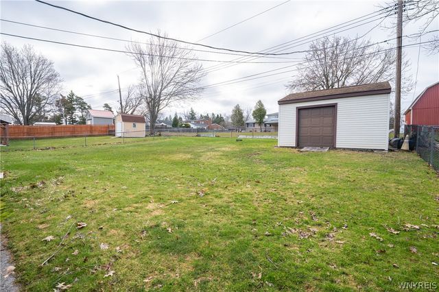 77 Patricia Drive, West Seneca, NY 14224