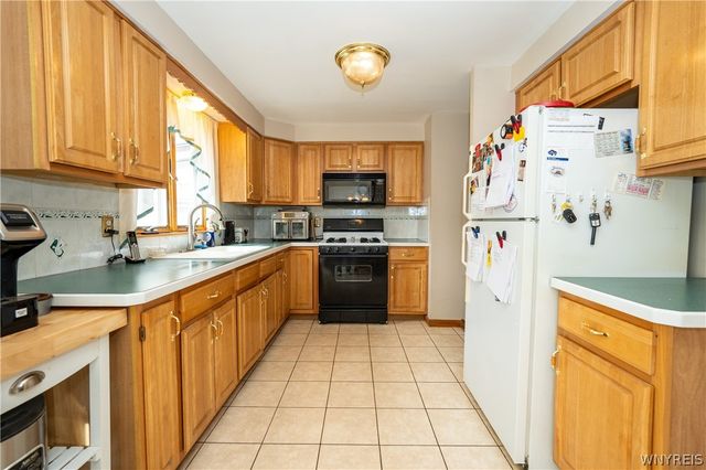 77 Patricia Drive, West Seneca, NY 14224