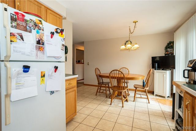 77 Patricia Drive, West Seneca, NY 14224