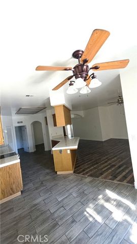 9909 Mona Lisa Ln, Bakersfield, CA 93312