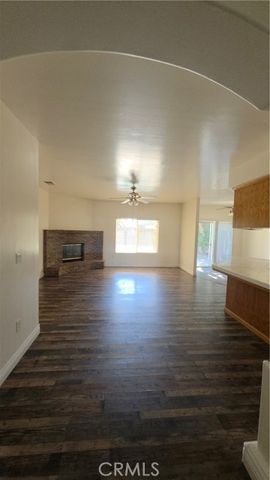 9909 Mona Lisa Ln, Bakersfield, CA 93312