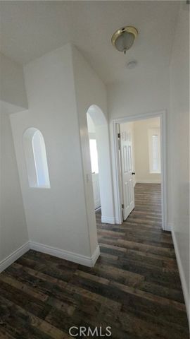 9909 Mona Lisa Ln, Bakersfield, CA 93312