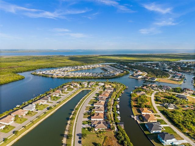 15400 SPANISH POINT DRIVE, Port Charlotte, FL 33981