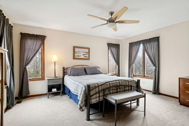 1515 Galloway Drive, Inverness, IL 60010