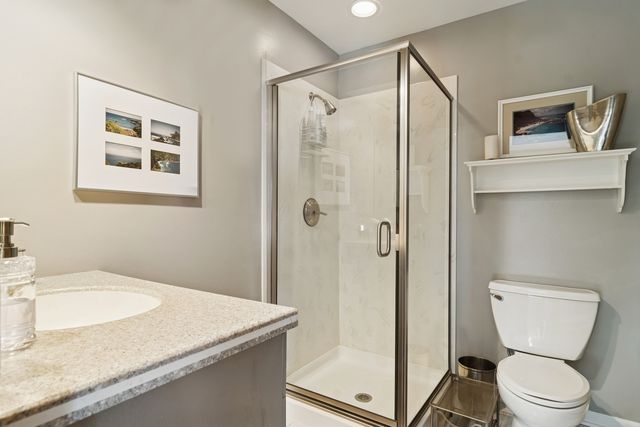 1515 Galloway Drive, Inverness, IL 60010