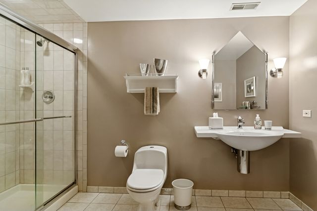 1515 Galloway Drive, Inverness, IL 60010