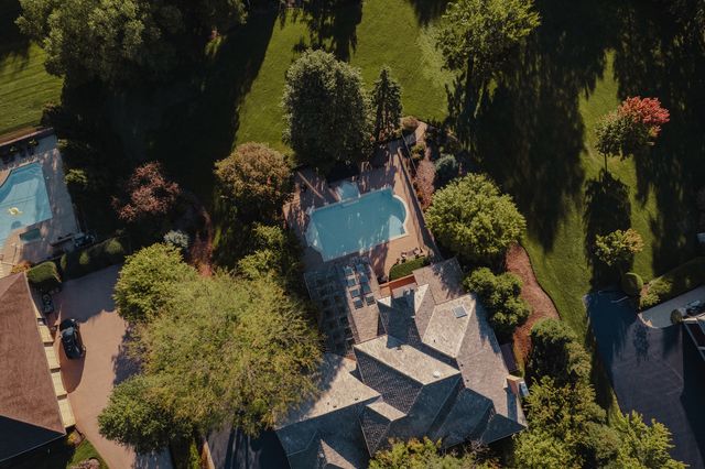 1515 Galloway Drive, Inverness, IL 60010