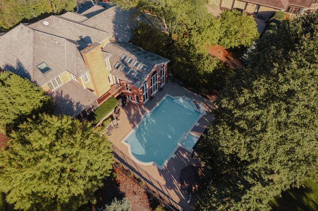 1515 Galloway Drive, Inverness, IL 60010