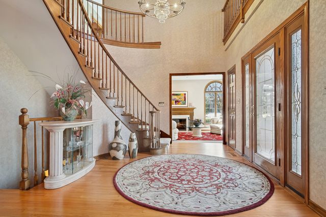 1515 Galloway Drive, Inverness, IL 60010