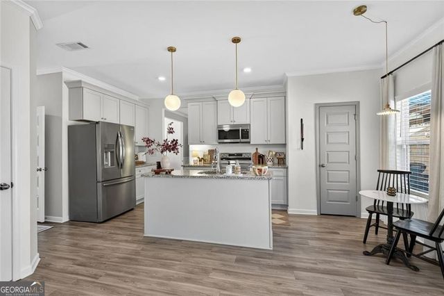 607 Belmont Lane, Dallas, GA 30132