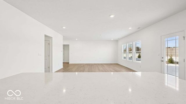 6900 Heritage Pass N, Greenfield, IN 46140