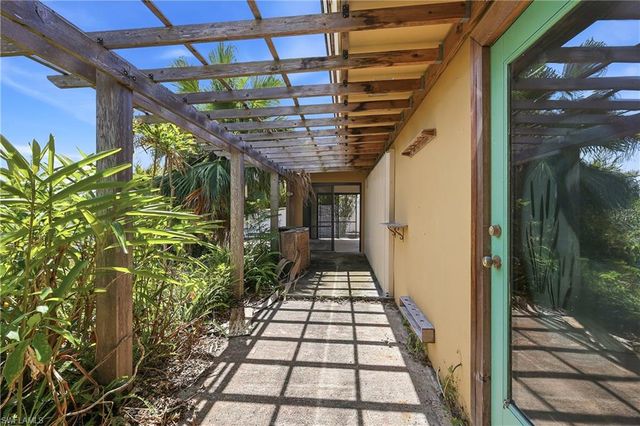 2204 Channel WAY, North Fort Myers, FL 33917