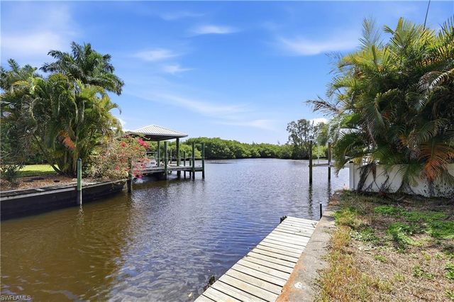 2204 Channel WAY, North Fort Myers, FL 33917