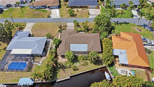 2204 Channel WAY, North Fort Myers, FL 33917