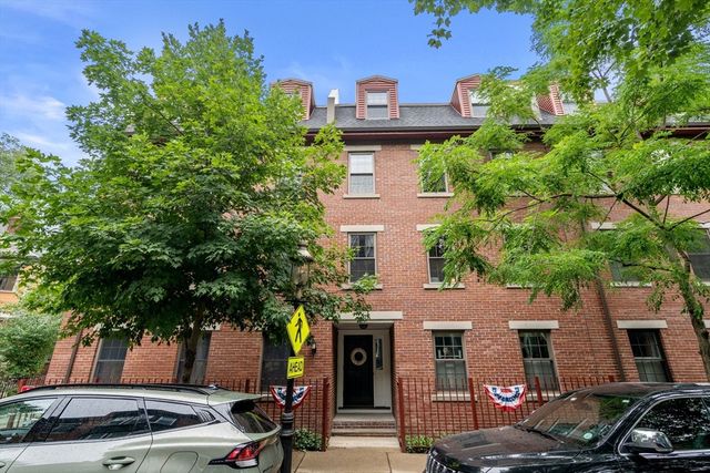 3 Devens Street 2, Boston, MA 02129